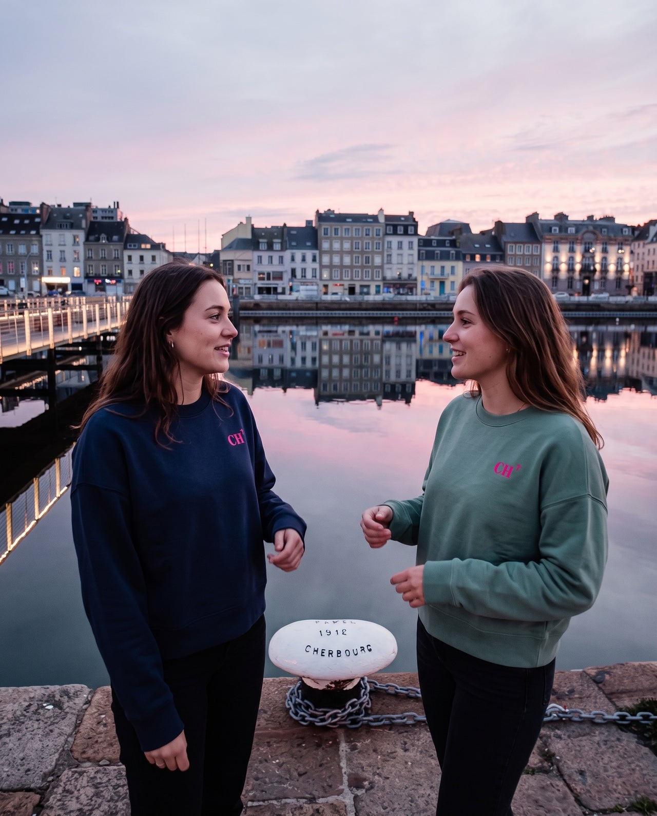 Sweat femme oversize Cherbourg CH Vert / Rose - Bleu Marine / Rose