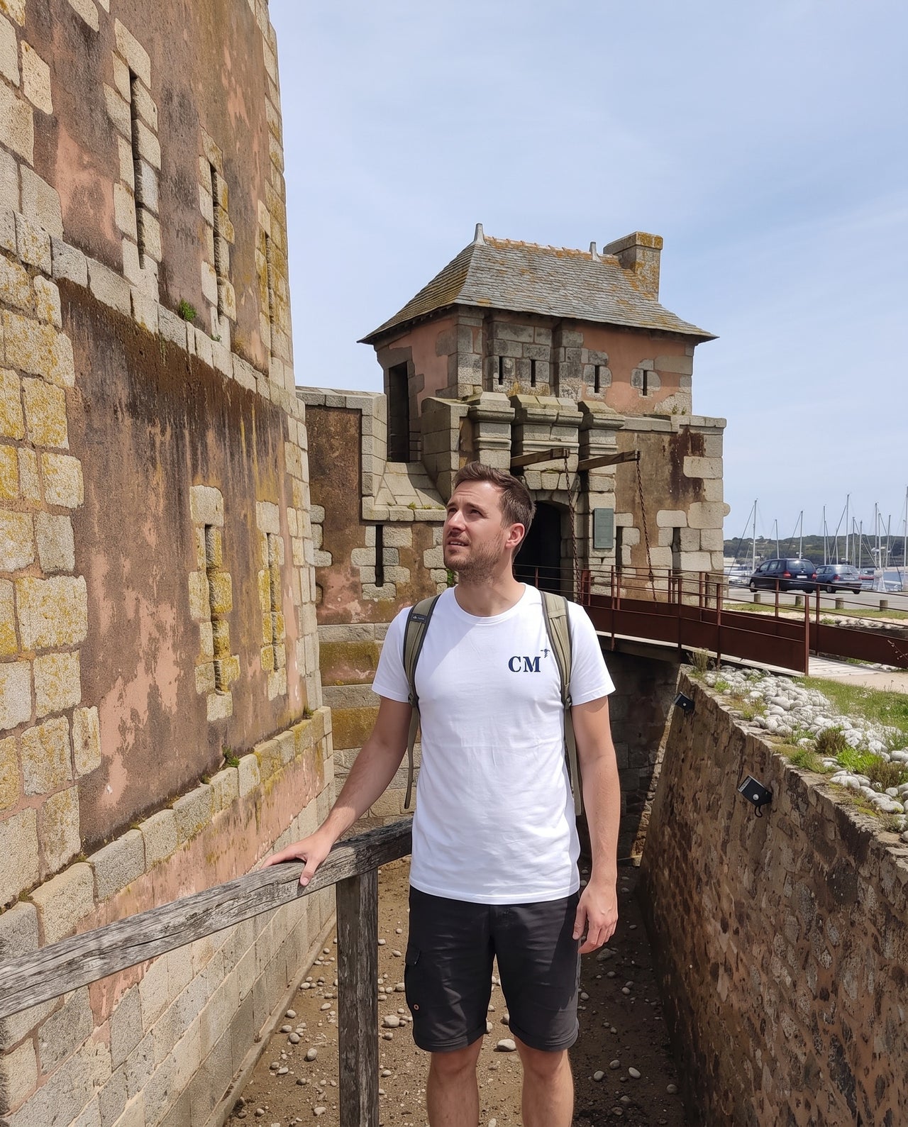 T-shirt brodé CM Camaret Blanc et Bleu Marine