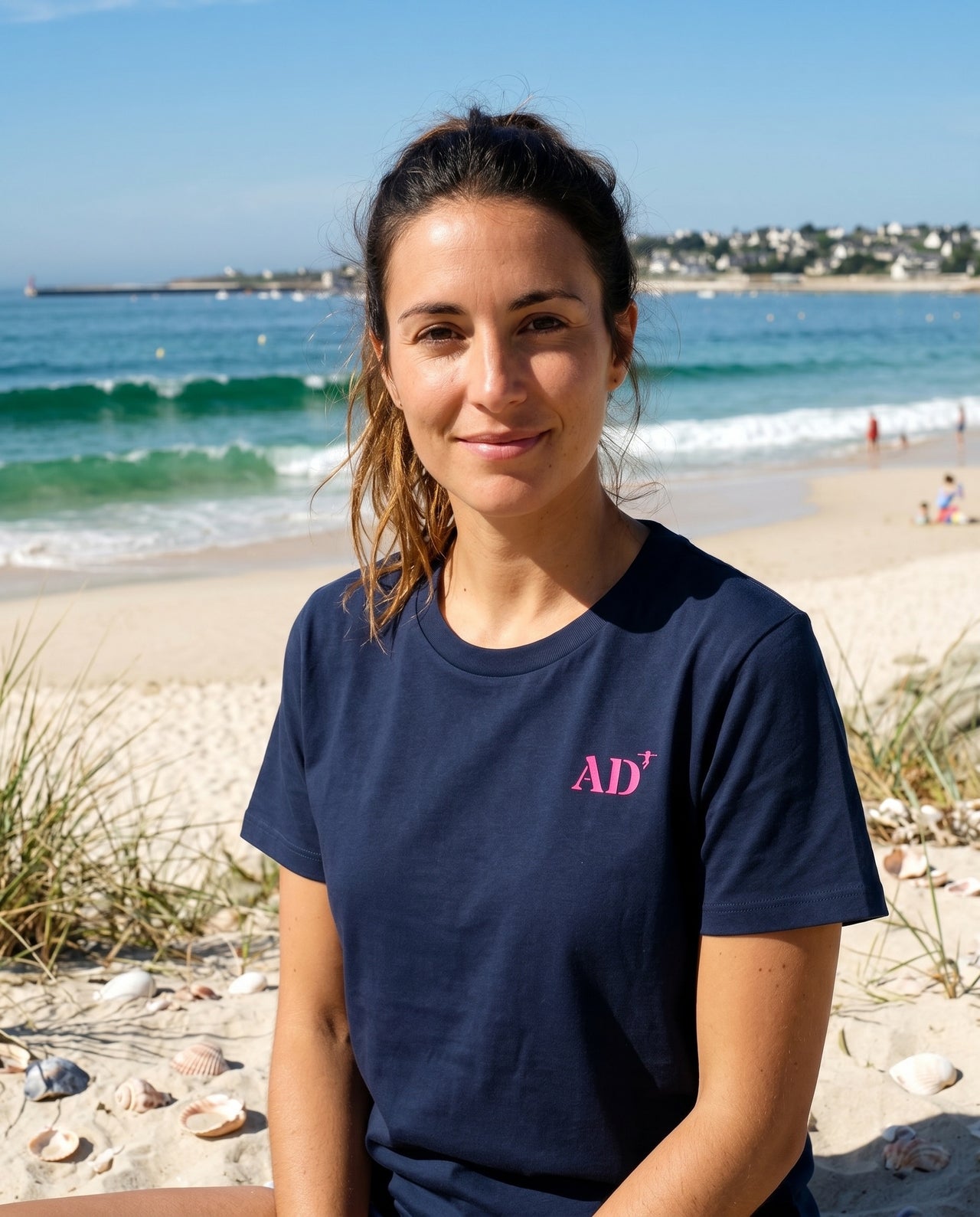 T-shirt brodé Audierne AD Bleu Marine et Rose - Femmes