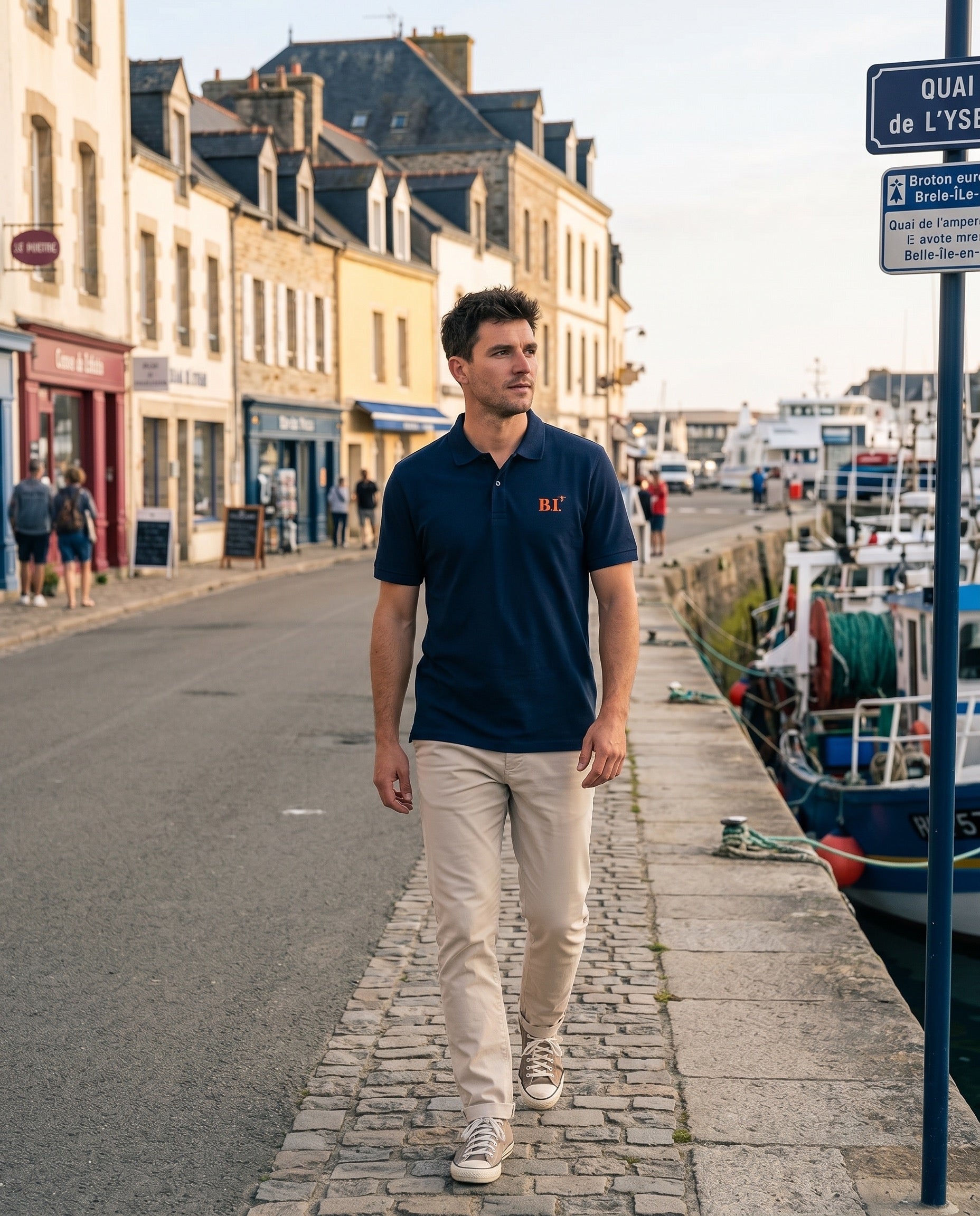 Polo brodé Belle Île B.I Marine - Bleu Marine - Orange / Blanc - Quartier iodé