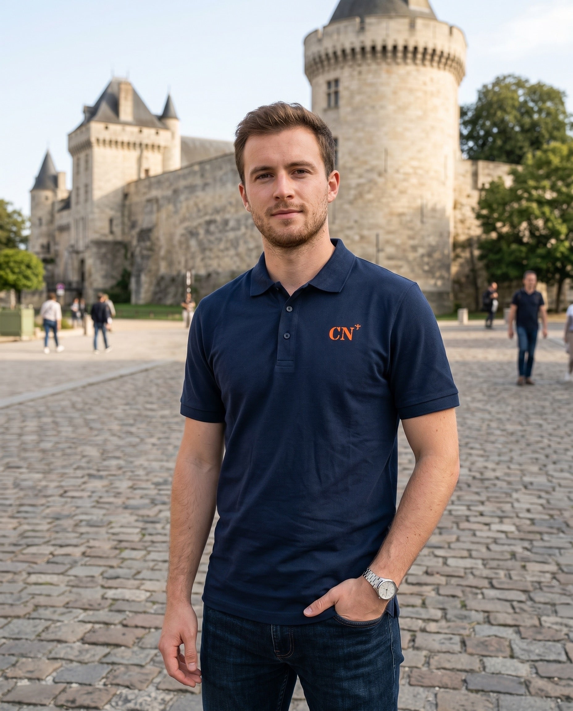 Polo brodé Caen CN Bleu Marine Orange / Blanc - Quartier iodé