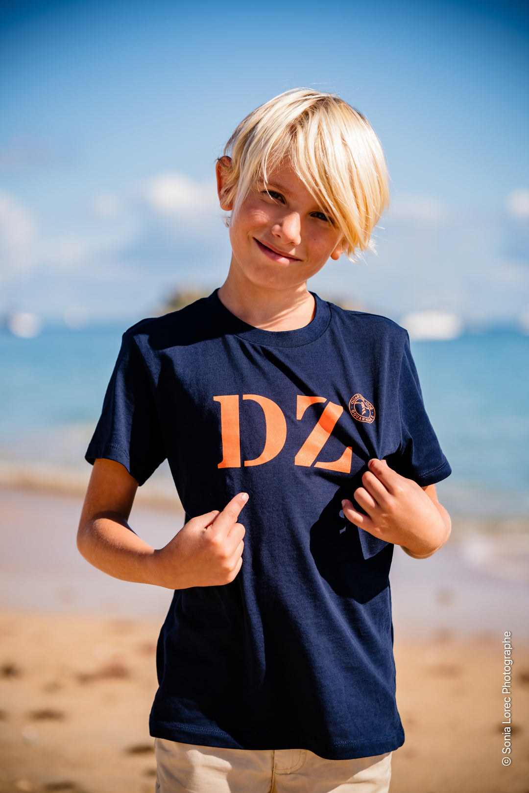 T shirt original avec les initiales du port de Douarnenez DZ