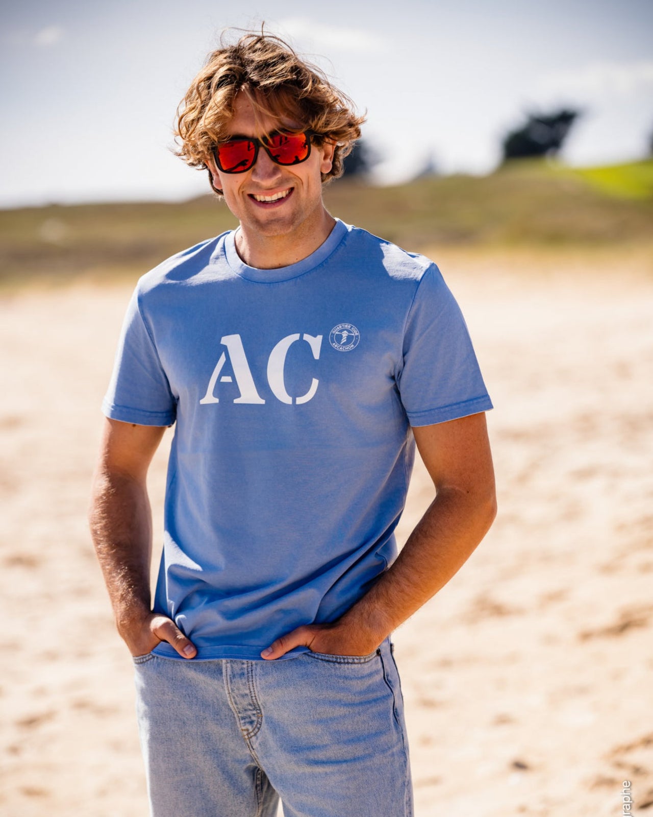 Avec votre tee shirt Quartier iodé, portez votre port d'attache Arcachon AC et soyez les premiers supporters de votre port de coeur.