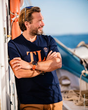 Tshirt moderne TL pour les locaux de Toulon, Hommes et femmes. Marine et Orange. Collection mon quartier maritime par Quartier iodé